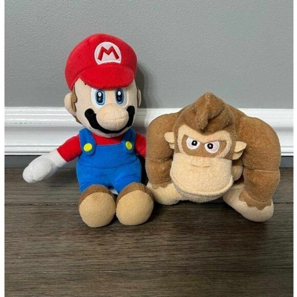 Super Mario Plush Set Mario and Donkey Kong Stuffed Animal Toy Nintendo 9" 7"